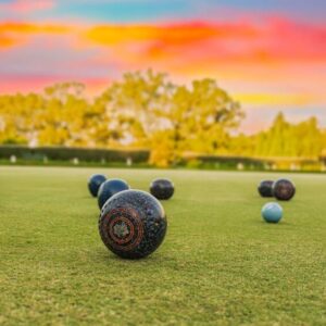 LAwn Bowls